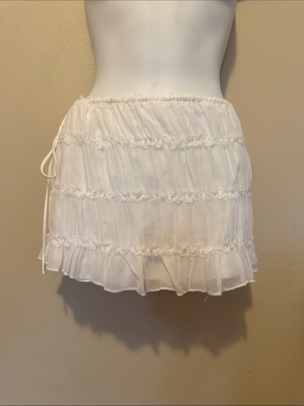 Fashion Nova White Ruffle Mini Skirt